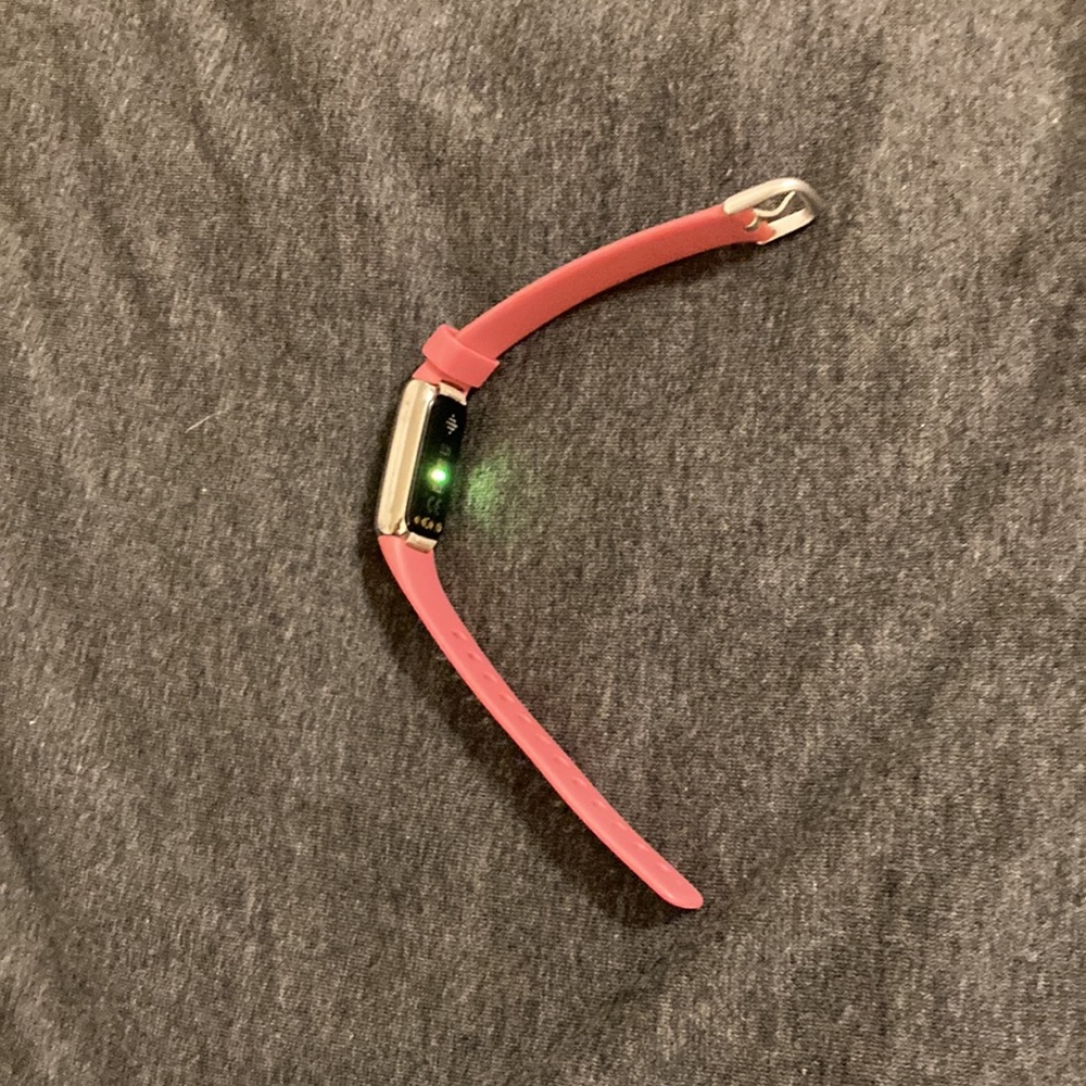 Fitbit - Picture 2 of 3